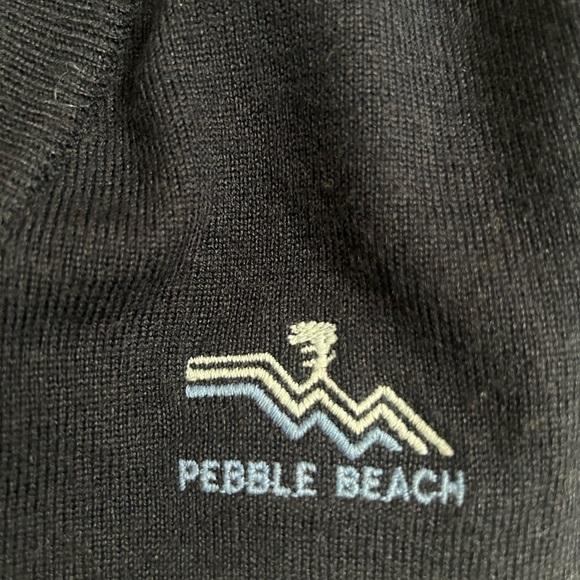 MEN’S Pebble Beach Izod Vest Navy color - Picture 2 of 5